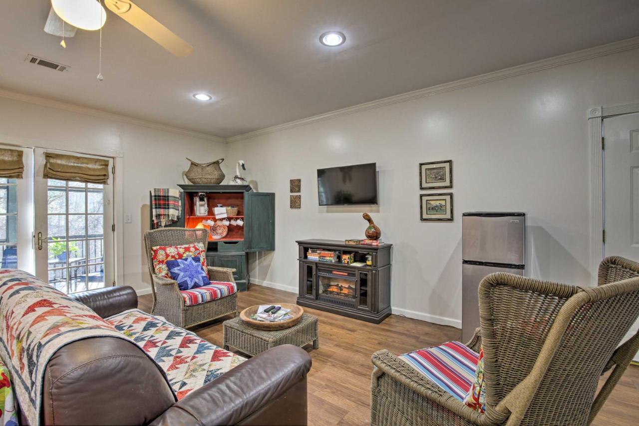 Cozy And Quiet Studio With Porch, Near Scenic Railway! บลูริดจ์ ภายนอก รูปภาพ